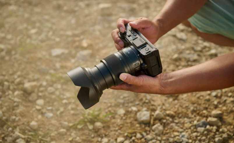 Nikon ZR: la cinema-camera compatta “Made with RED”