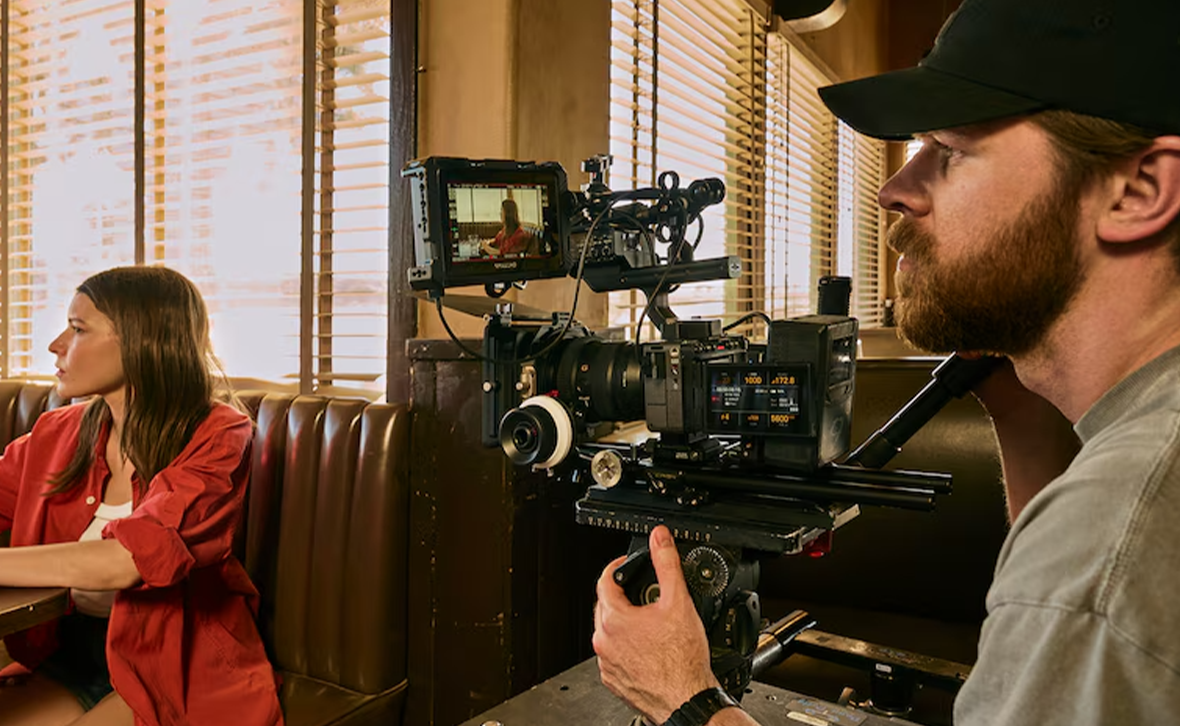 Sony FX5: Open Gate, RAW interno e AI per il cinema professionale